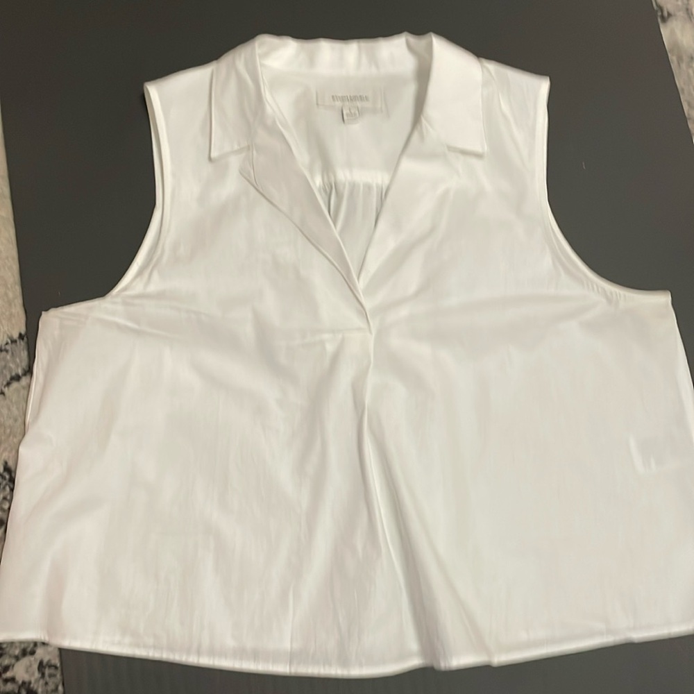 Sleeveless blouse
